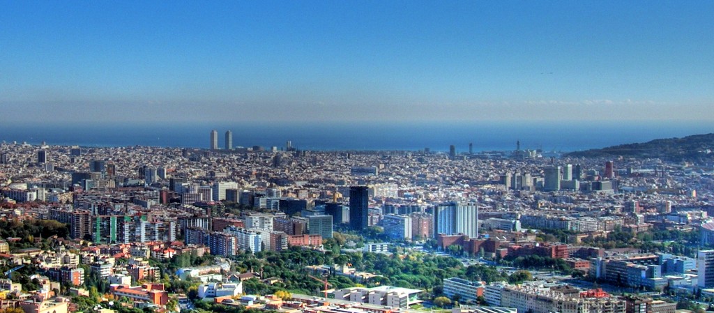 Barcelona,_panorámica,_HDR